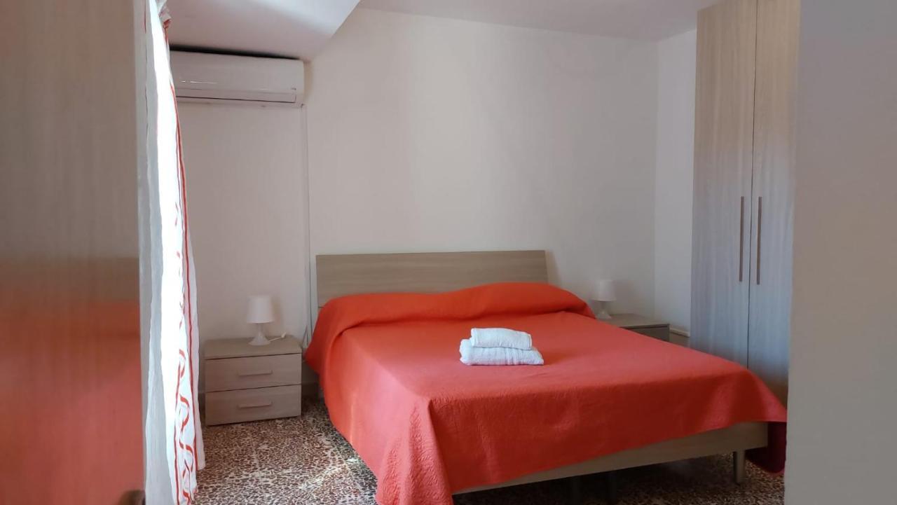 La Casa Dei Gatti Lägenhet Syrakusa Exteriör bild