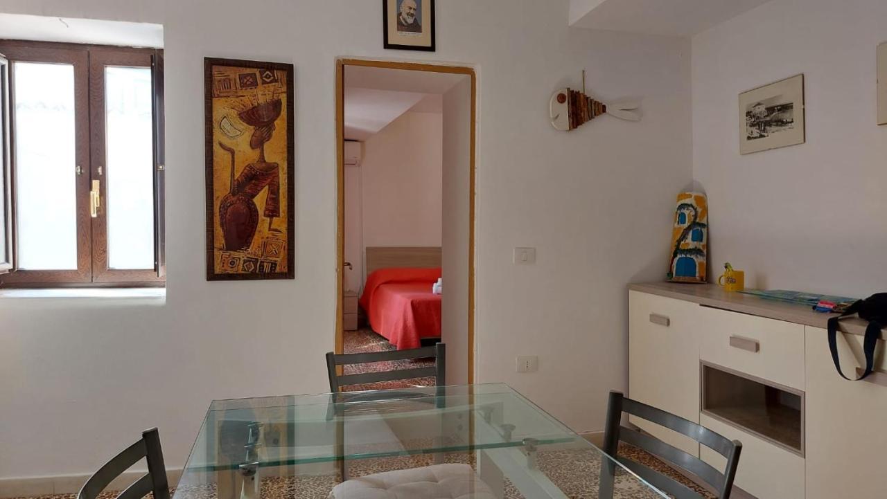 La Casa Dei Gatti Lägenhet Syrakusa Exteriör bild