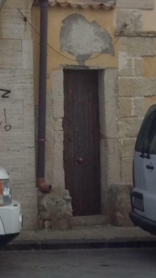 La Casa Dei Gatti Lägenhet Syrakusa Exteriör bild